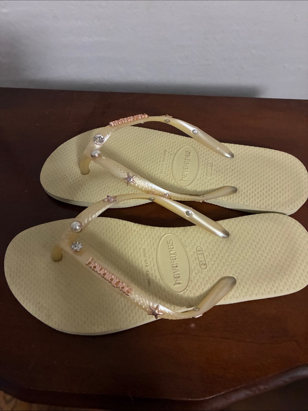 Havana’s Jeweled Flip Flop 37 38